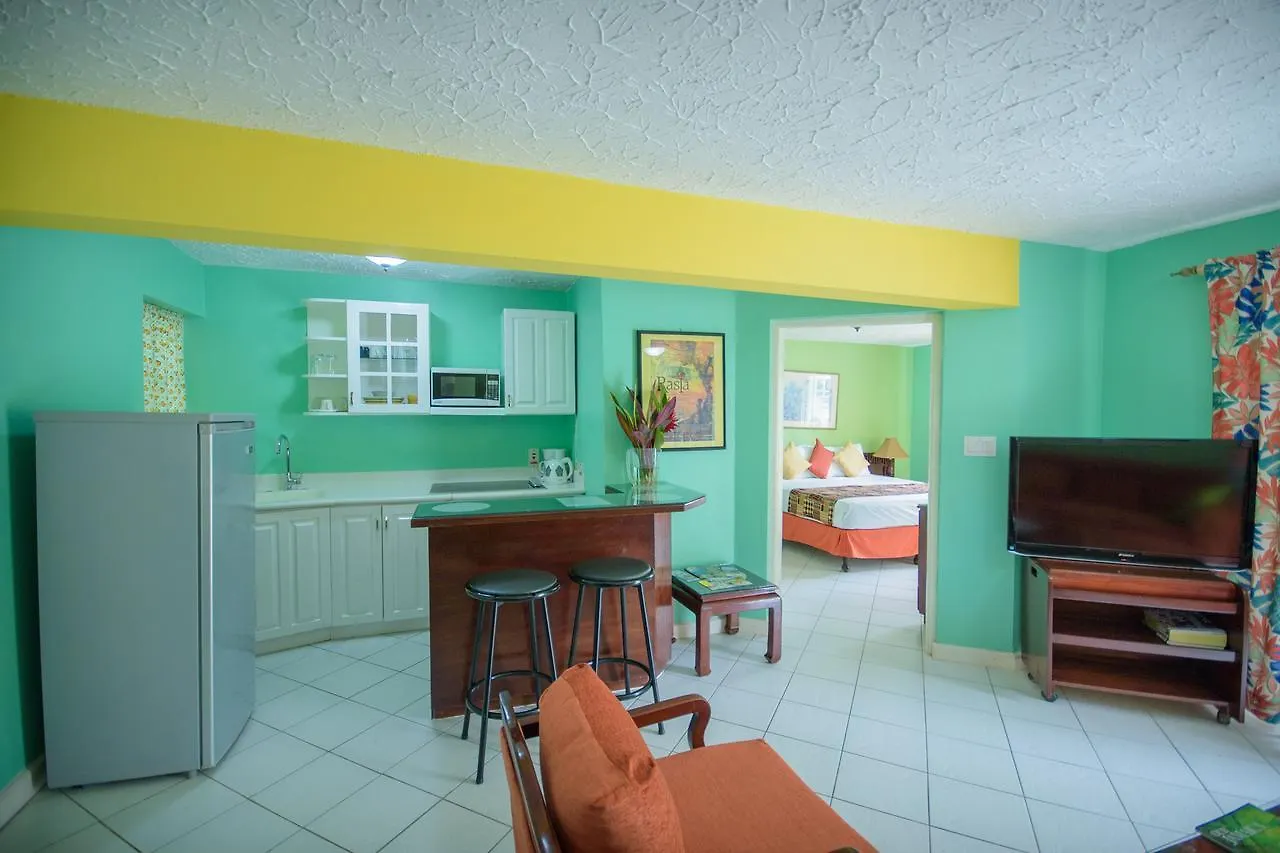 Comfort Apartments At The Ridge Ocho Rios Aparthotel